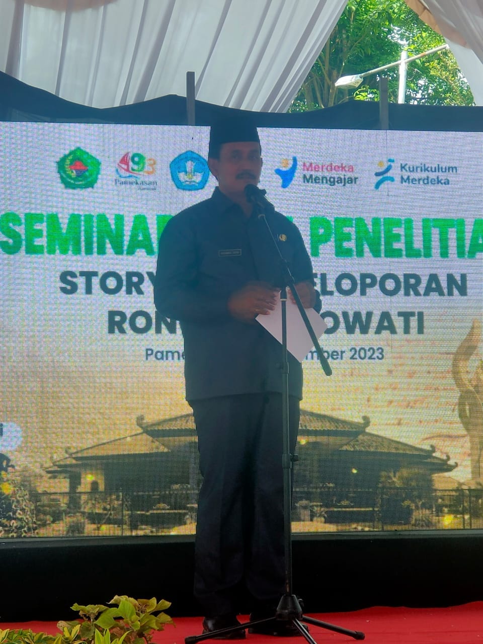 Seminar Hasil Penelitian Storyline Kepeloporan Ronggosukowati