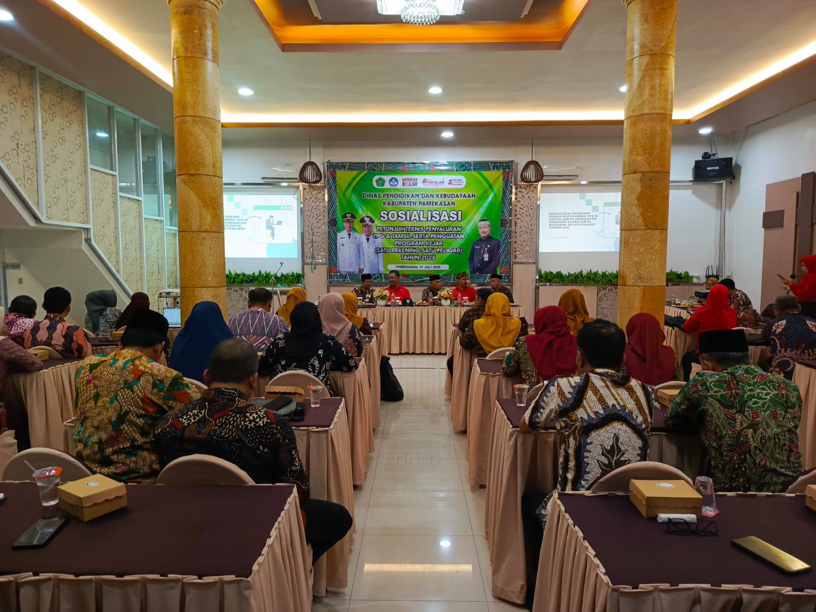 Sosialisasi Juknis TPG, Tamsil, dan Penguatan Program Kejar Tahun 2025: Perkuat Tata Kelola Pendidikan dan Literasi Keuangan Pelajar