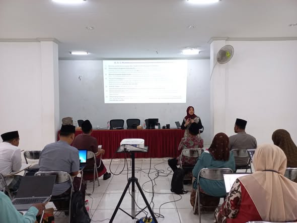 Disdikbud Pamekasan Gelar Kegiatan Peningkatan Kapasitas Pengawas Sekolah Dasar tentang Kurikulum Satuan Pendidikan dan Ko-Kurikuler